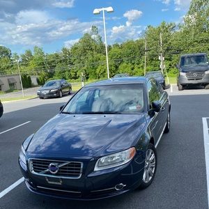 Meet your Posher, Leon